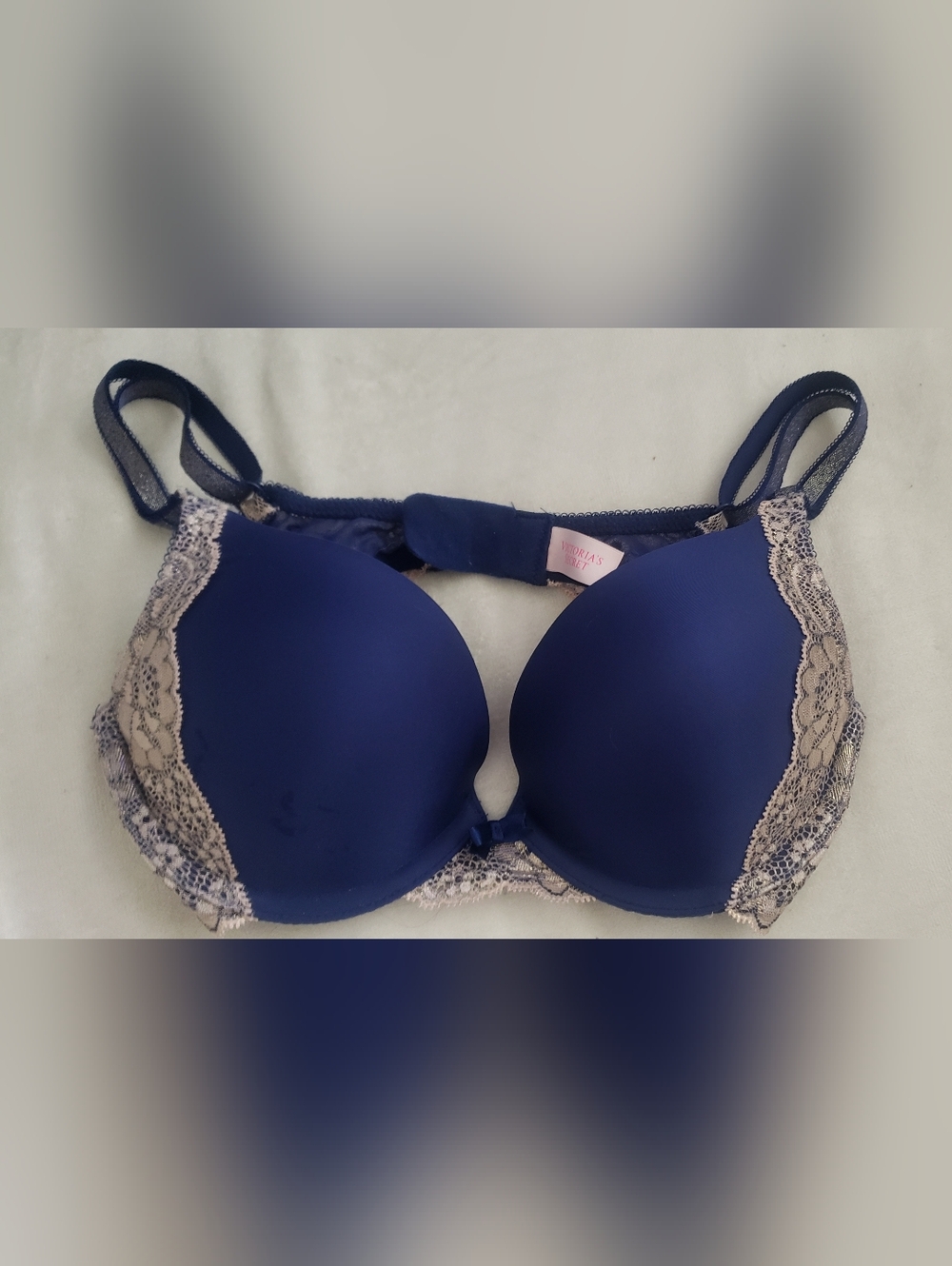 Victoria's Secret Lacy Dream Angels Push Up Bra